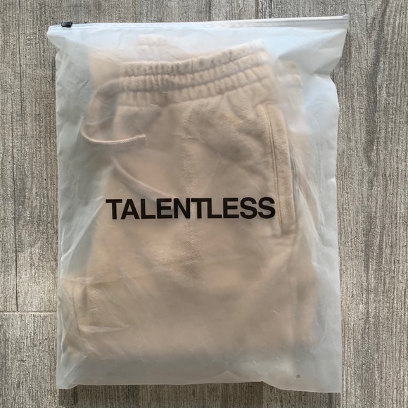 🔥🔥TALENTLESS - PREMIUM SWEATPANTS🔥🔥 - Picture 9 of 9